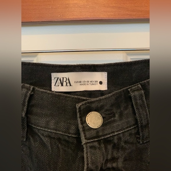 Zara 100% Cotton Charcoal High-Rise Straight Leg Jeans.      Size-8 - Picture 2 of 4